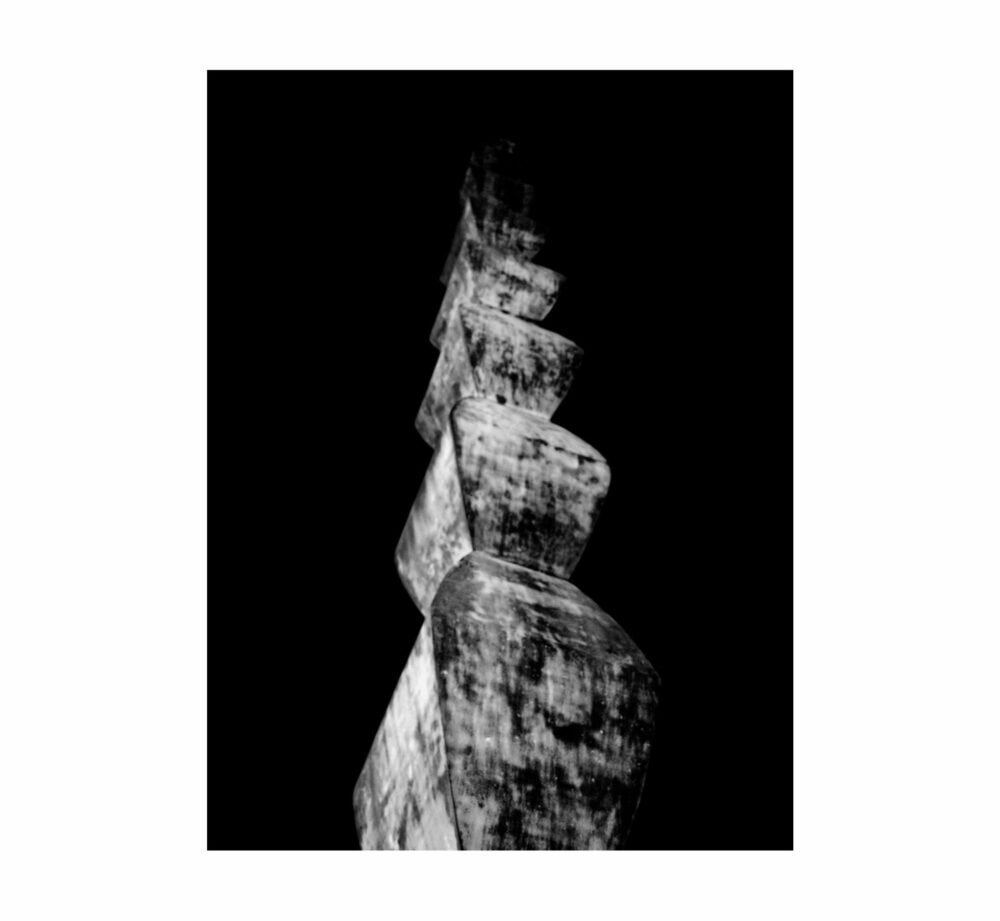 The endless column III - Galerie Negropontes