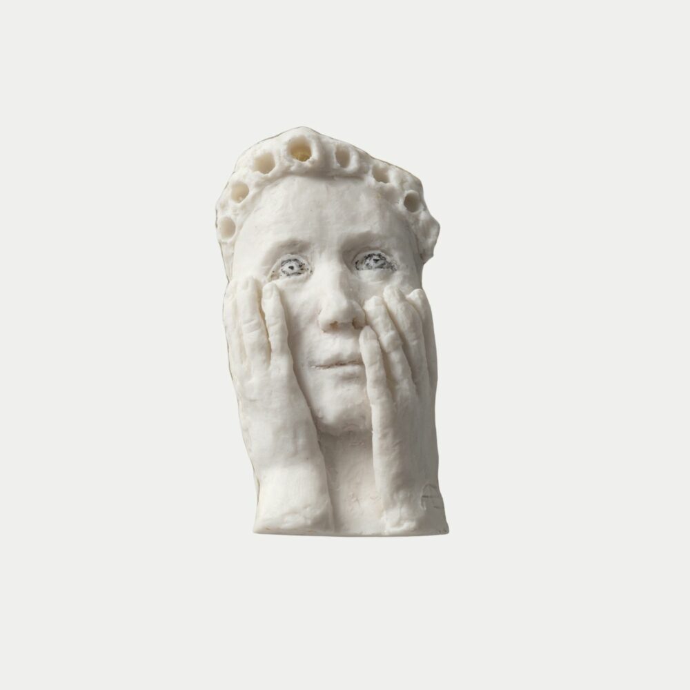 « Camée » penseuse blanche - Galerie Negropontes