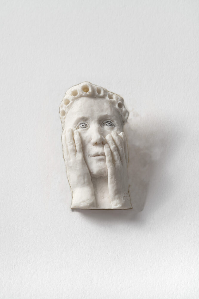 “Camée” penseuse blanche - Galerie Negropontes
