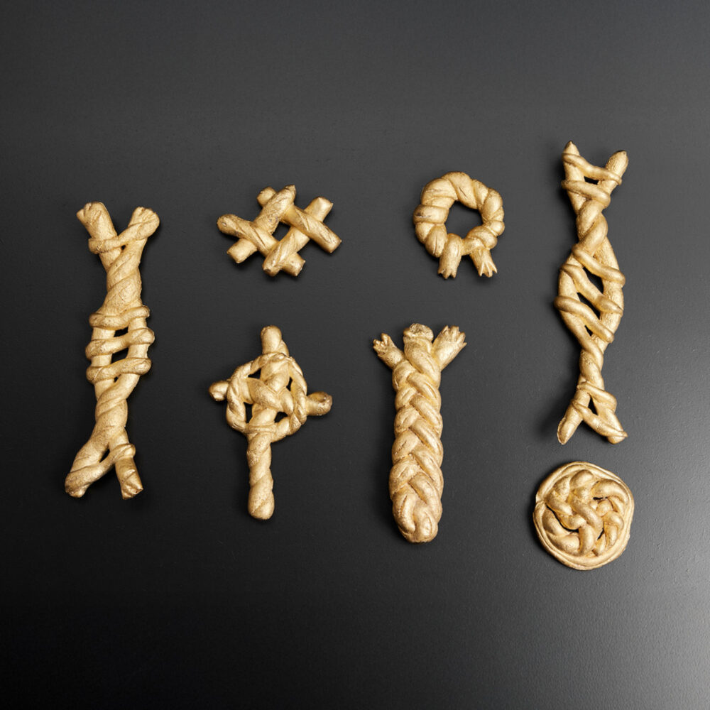 When the bread speaks, my hands follow - Galerie Negropontes