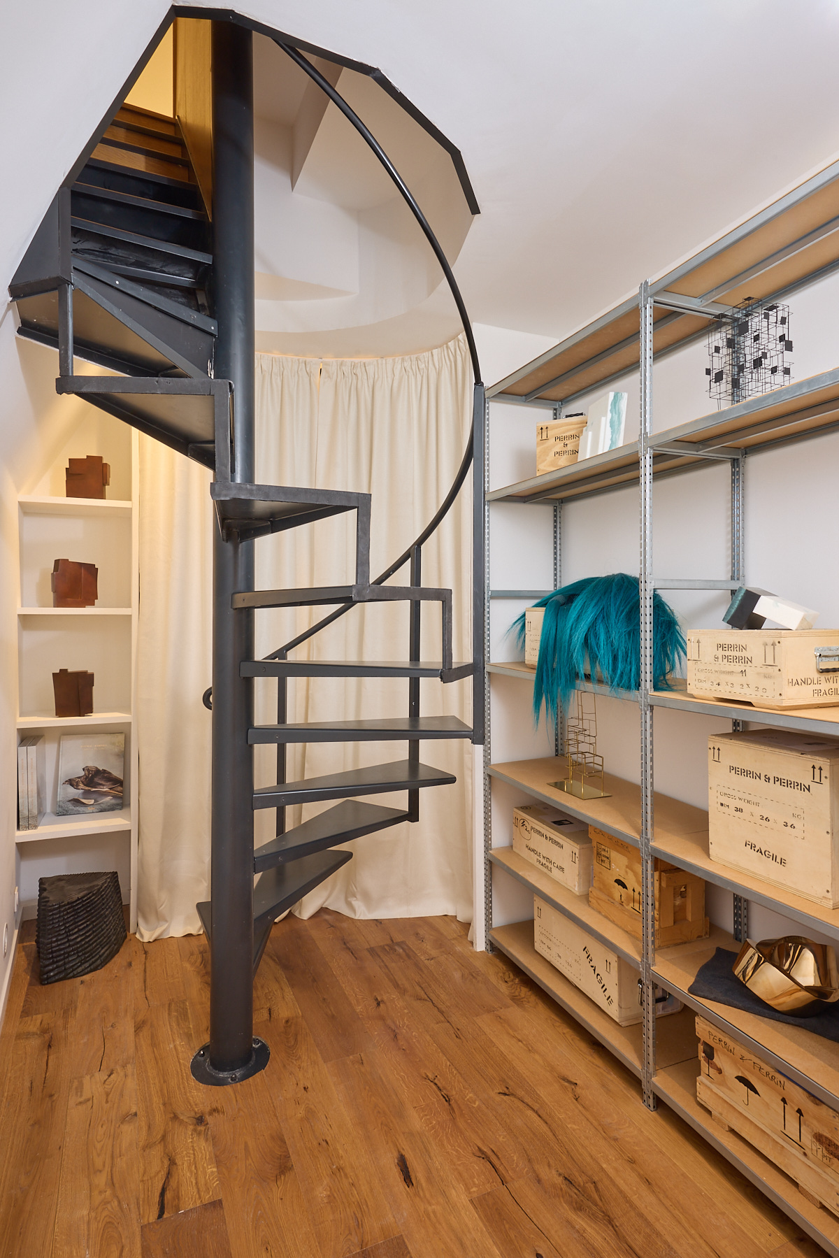 Parisian new space - Galerie Negropontes