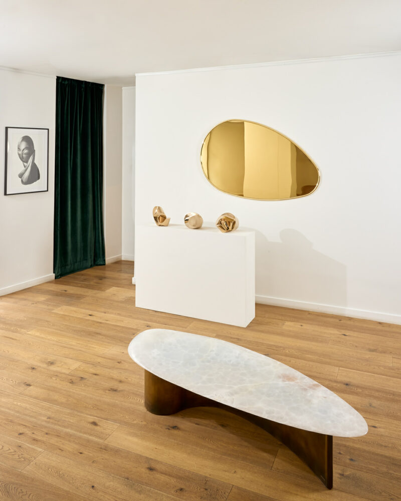 Under the Sheets I - Galerie Negropontes