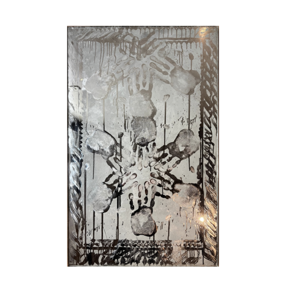 Carpet with the artist’s hand 2 - Galerie Negropontes