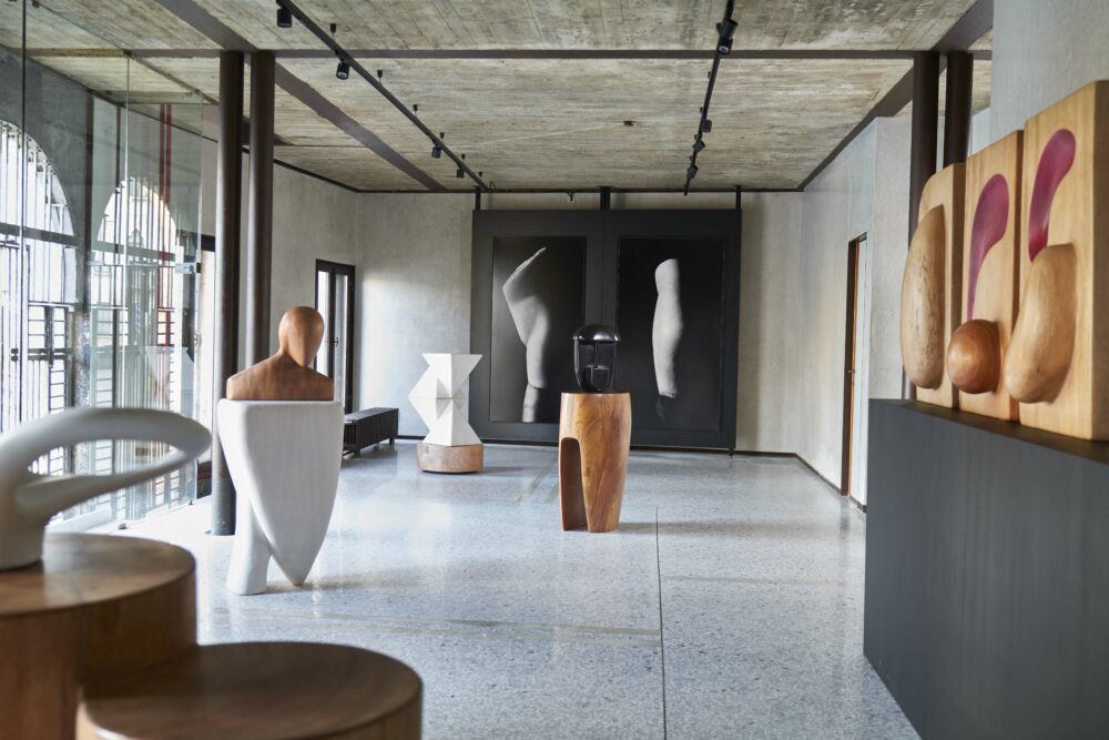 Reflections on Brancusi, Venice - Galerie Negropontes