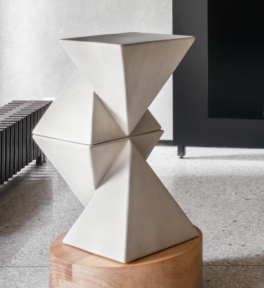 Piramidi white - Galerie Negropontes