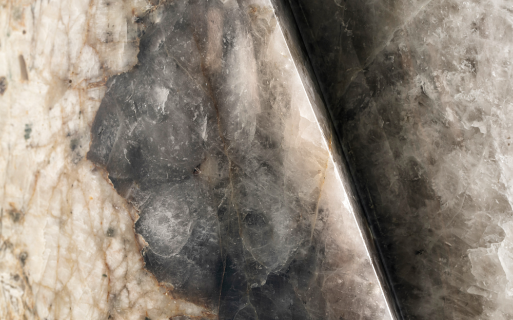 Egg Static Crystal - Galerie Negropontes
