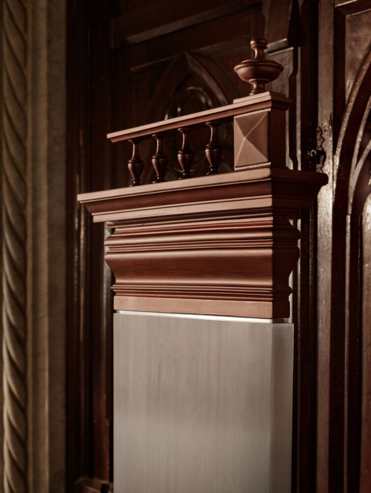 Trono rosso - Galerie Negropontes