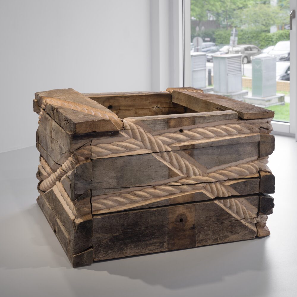Anthropomirrored - Galerie Negropontes